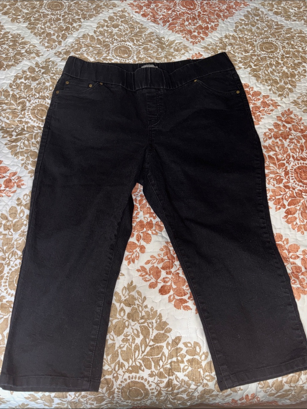 Jessica London Comfort Waist Capris!